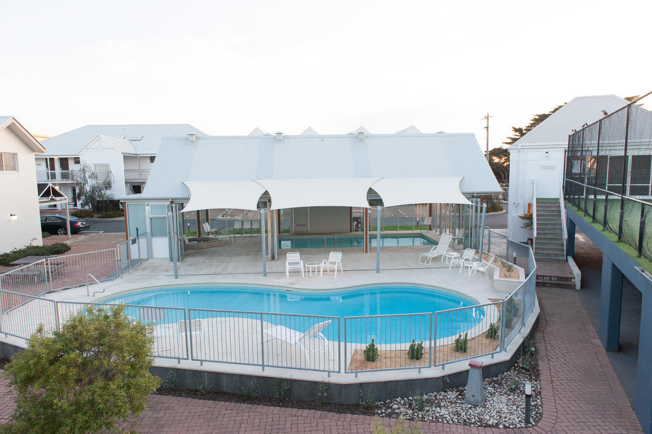 The Moorings At Metung Hotel Exterior photo