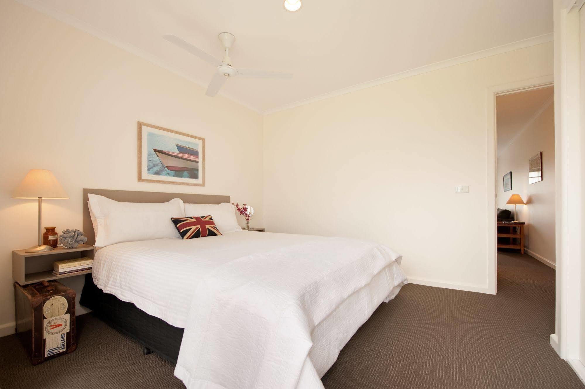 The Moorings At Metung Hotel Exterior photo